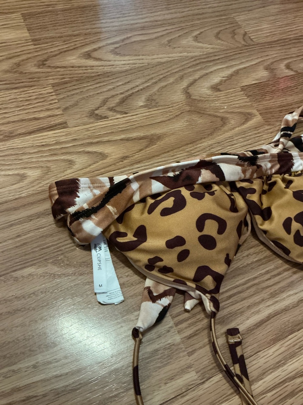 CUPSHE Jungle Cheetah Wrap Triangle Bikini Set Size Medium - Picture 6 of 7